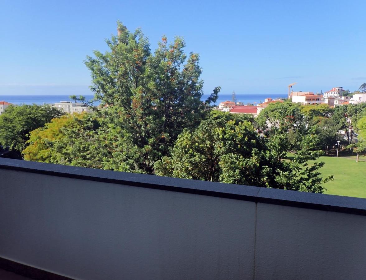 Funchal Petrolhead Apartment Zewnętrze zdjęcie
